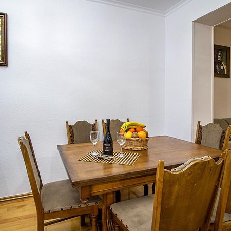 Cozy Apartment On Kostava Tbilisi Exteriér fotografie
